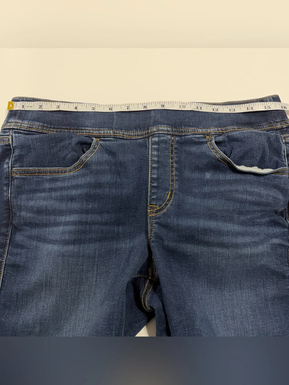Torrid Lean Jean Super Soft Bermuda Denim Shorts Size 00 High Rise Pull On